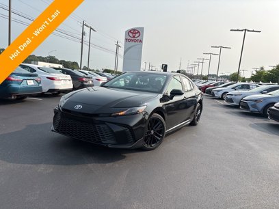 Used 2025 Toyota Camry SE