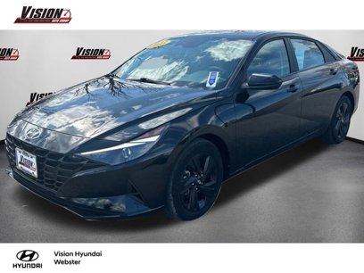 Used 2023 Hyundai Elantra Blue