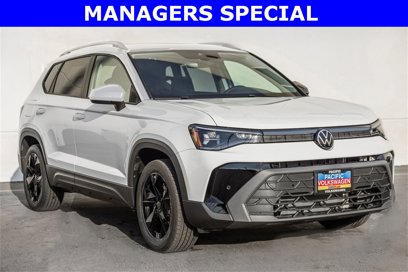 New 2025 Volkswagen Taos SE