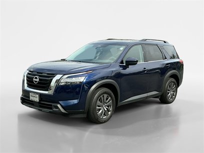 Used 2024 Nissan Pathfinder SV