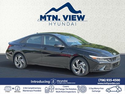 New 2025 Hyundai Elantra SEL