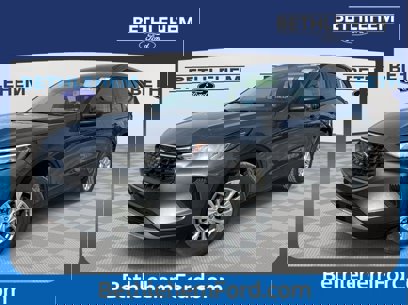 New 2025 Ford Escape Active w/ Cold Weather Package