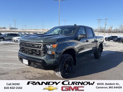 New 2025 Chevrolet Silverado 1500 Custom Trail Boss w/ Dark Appearance Package