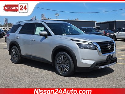 New 2025 Nissan Pathfinder SL