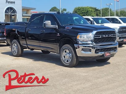 New 2024 RAM 2500 Tradesman w/ Chrome Appearance Group
