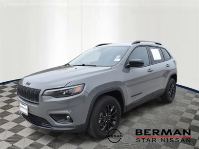 Used 2023 Jeep Cherokee Altitude Lux