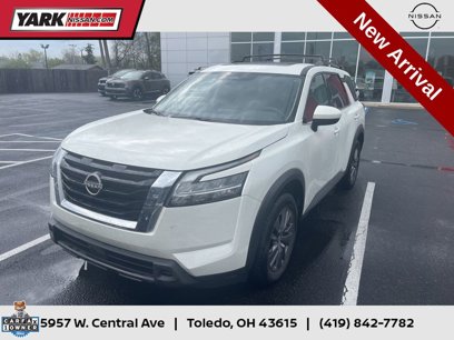Certified 2022 Nissan Pathfinder SV w/ SV Premium Package