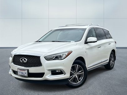 Used 2016 INFINITI QX60 FWD w/ Premium Plus Package