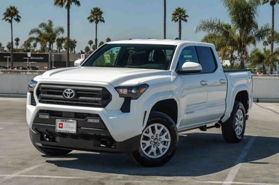 Certified 2025 Toyota Tacoma SR5
