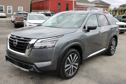 Certified 2022 Nissan Pathfinder Platinum w/ Cargo Package