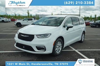 Used 2023 Chrysler Pacifica Touring-L
