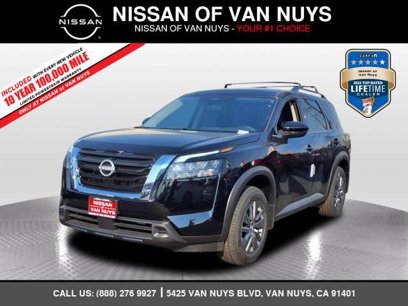 New 2025 Nissan Pathfinder SV