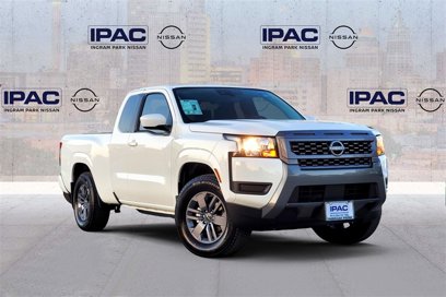 New 2025 Nissan Frontier SV