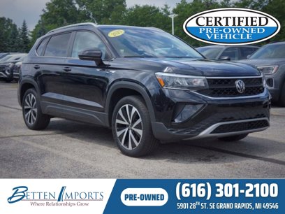 Used 2023 Volkswagen Taos SE w/ Panoramic Sunroof Package