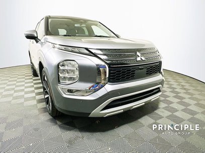 Used 2023 Mitsubishi Outlander SE