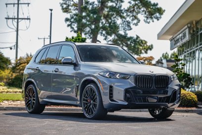 New 2026 BMW X5 xDrive40i w/ M Sport Package