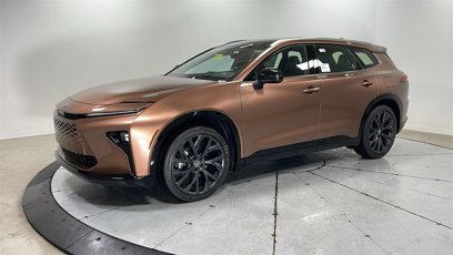 New 2025 Toyota Crown Signia