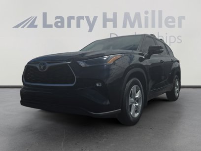 Used 2023 Toyota Highlander L