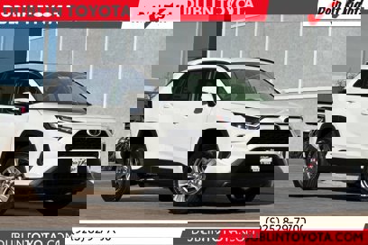 New 2025 Toyota RAV4 XLE
