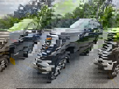 New 2025 GMC Sierra 1500 SLE w/ X31 Off-Road Package