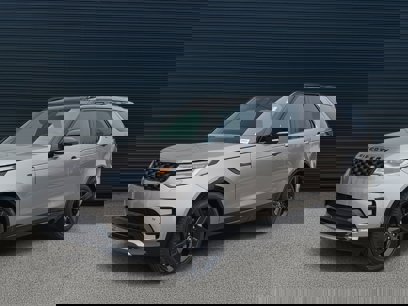 New 2025 Land Rover Discovery Dynamic SE