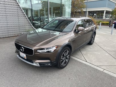 Used 2018 Volvo V90 T6 Cross Country w/ Convenience Package