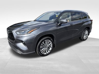 Used 2024 Toyota Highlander Platinum