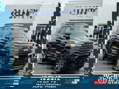 New 2024 Ford Explorer XLT w/ Equipment Group 202A