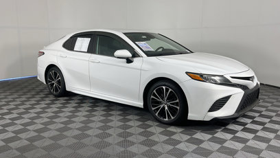 Used 2019 Toyota Camry SE