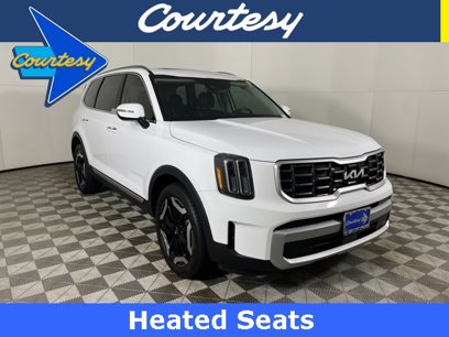 Used 2024 Kia Telluride S w/ S Sunroof Package