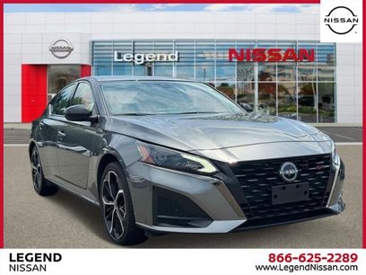 Used 2023 Nissan Altima 2.5 SR
