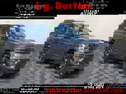 New 2025 Jeep Grand Cherokee Altitude