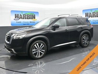 Used 2024 Nissan Pathfinder Platinum w/ Cargo Package