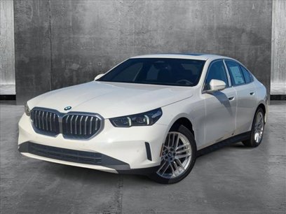 New 2025 BMW 540i xDrive w/ Premium Package
