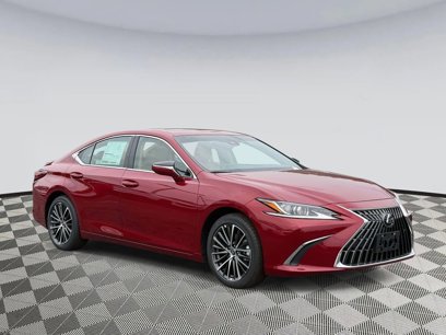 New 2025 Lexus ES 300h w/ Premium Package