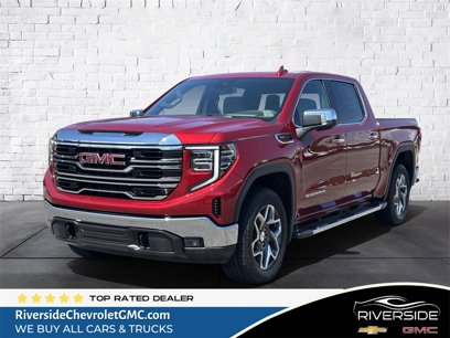 New 2025 GMC Sierra 1500 SLT w/ SLT Premium Package