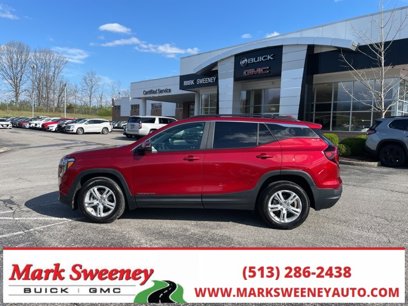 Used 2022 GMC Terrain SLE w/ Driver Convenience Package