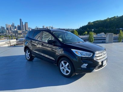 Used 2017 Ford Escape SE w/ Equipment Group 201A
