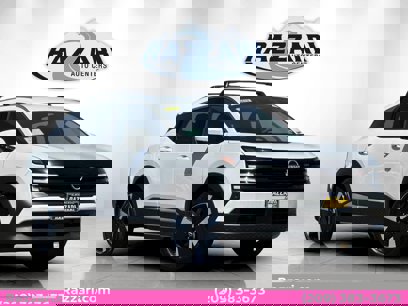 New 2025 Nissan Kicks SR