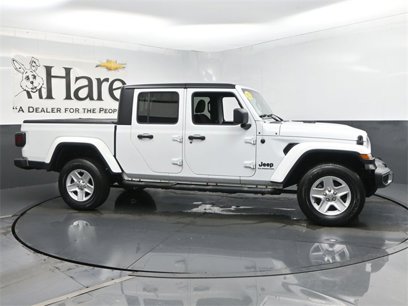 Used 2021 Jeep Gladiator Sport