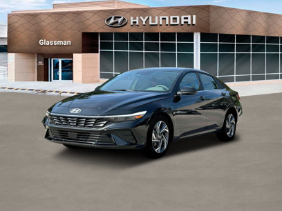 New 2025 Hyundai Elantra SEL