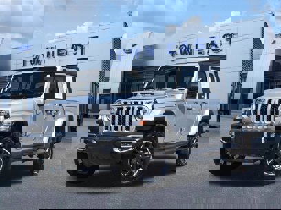 Used 2023 Jeep Gladiator Overland