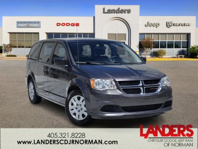 Used 2018 Dodge Grand Caravan SE w/ UConnect Hands-Free Group