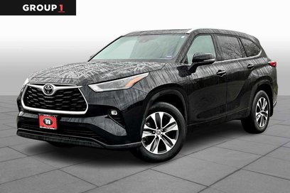 Used 2022 Toyota Highlander XLE
