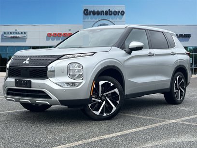 Used 2023 Mitsubishi Outlander SE