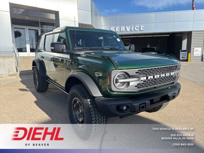 New 2025 Ford Bronco Badlands w/ Sasquatch Package