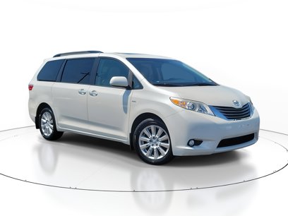 Used 2017 Toyota Sienna XLE