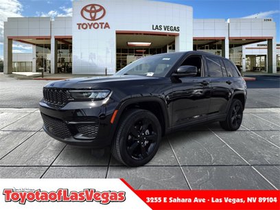 Used 2023 Jeep Grand Cherokee Altitude