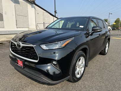 Certified 2024 Toyota Highlander LE