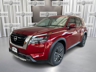 Used 2025 Nissan Pathfinder SL w/ SL Premium Package